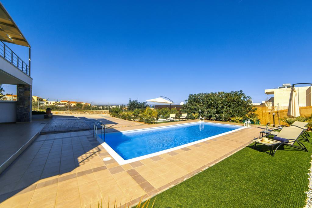 Aroma Villas Hersonissos  Bagian luar foto